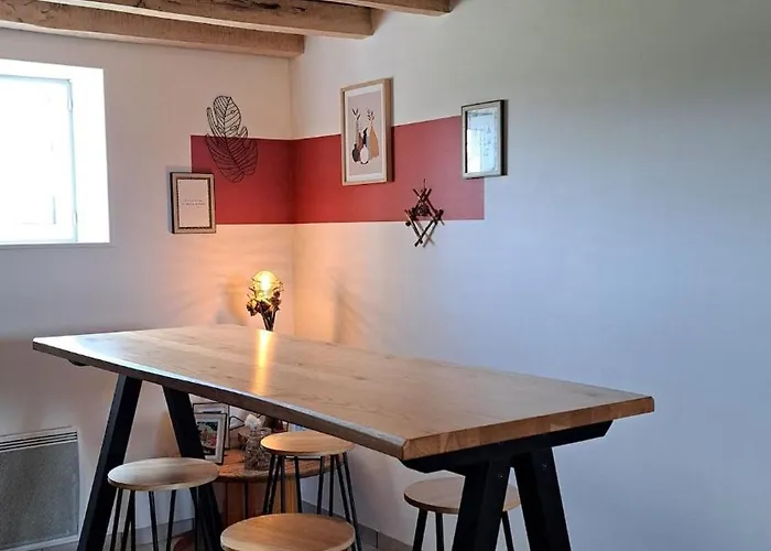 Дом отдыха Le Des Bruns Saint-Martin-des-Lais