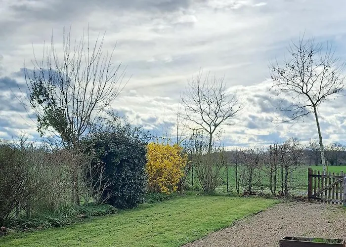 Дом отдыха Le Des Bruns *